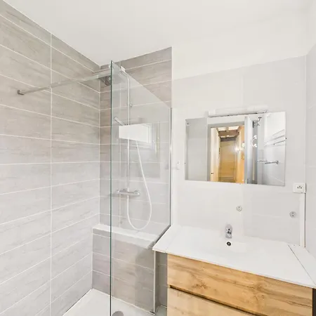 Grande Maison Familiale Avec Piscine Pour 12 *