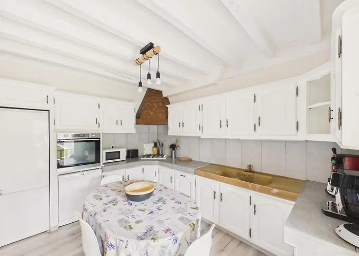 Ferienhaus Grande Maison Familiale Avec Piscine Pour 12