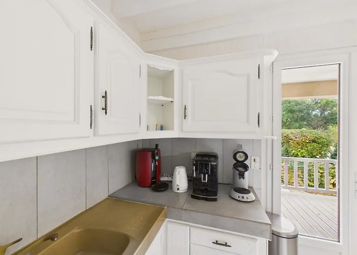 Grande Maison Familiale Avec Piscine Pour 12 Ferienhaus